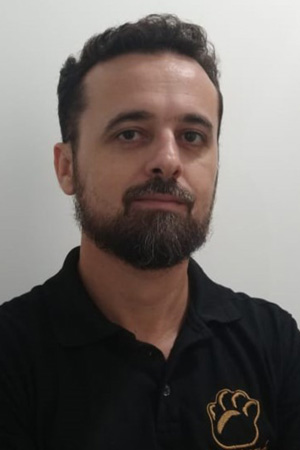 Paulo H. Bonavigo Biologist, Master’s student in Regional Development and Environment, coordinator of forestry and agriculture at Ecoporé, Ação Ecológica Guaporé